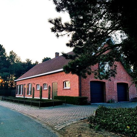 B&B Bergenhof Hoogstraten Exterior photo
