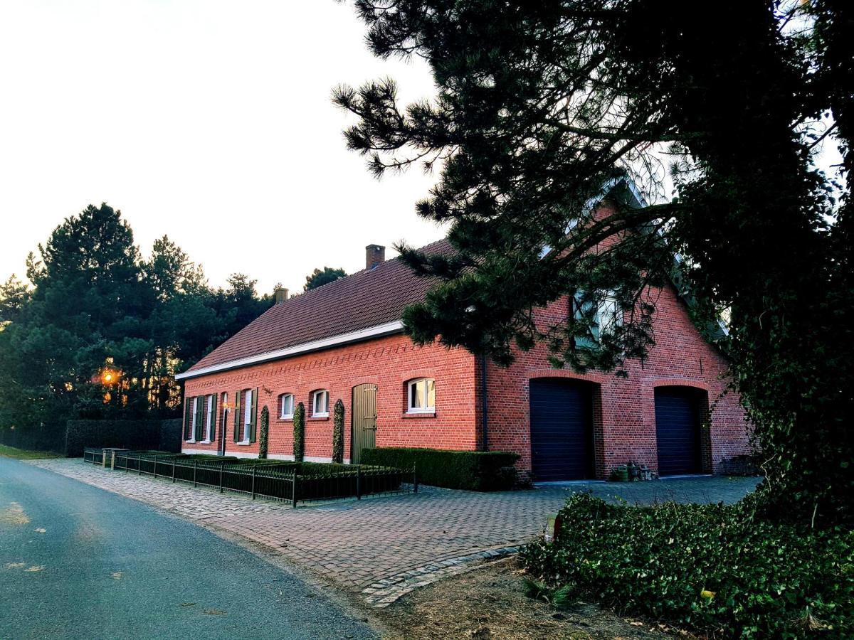 B&B Bergenhof Hoogstraten Exterior photo