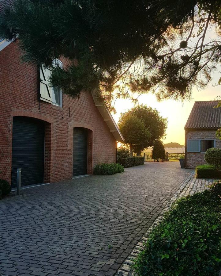 B&B Bergenhof Hoogstraten Exterior photo