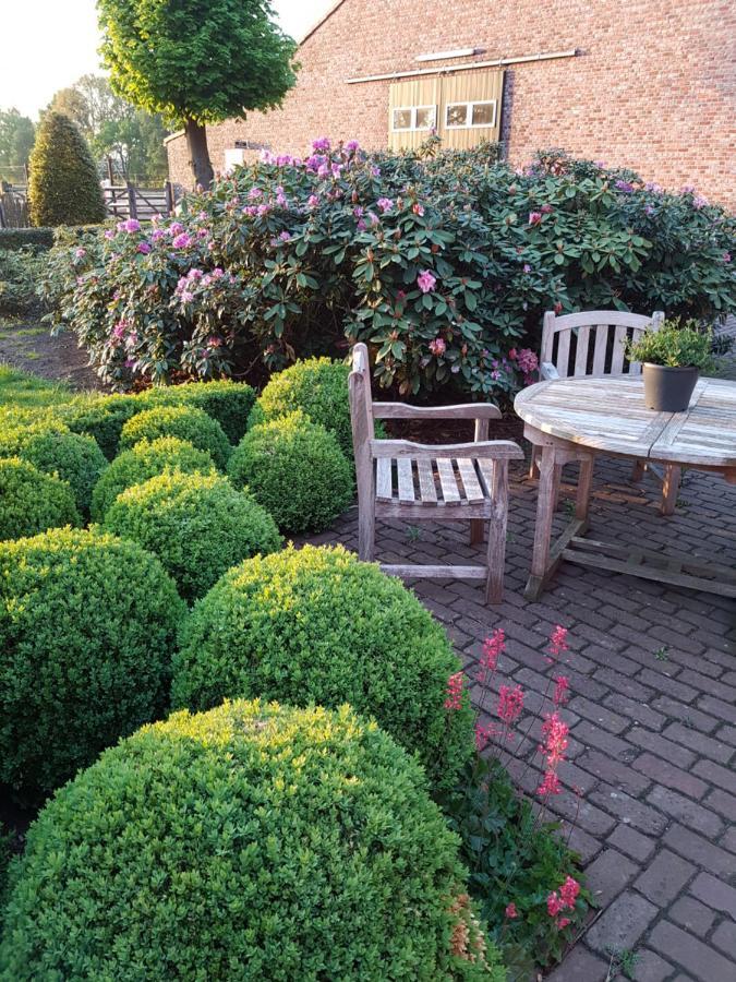 B&B Bergenhof Hoogstraten Exterior photo